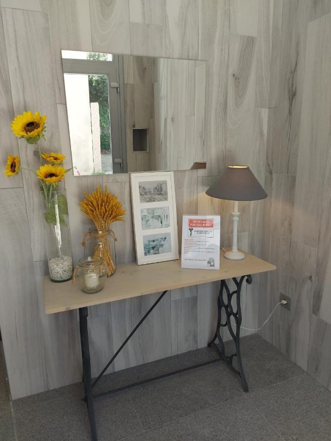 Stone House Rooms Porrino Luaran gambar